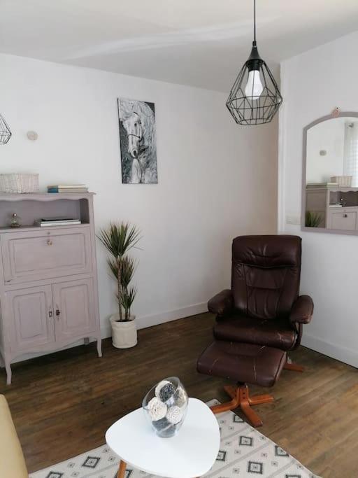 Appartement Chaleureux Avec Parking Gratuit Sarlat-la-Canéda Exterior foto